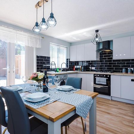 Stylish 4 Bedroom Home Close To Manchester City Centre Dış mekan fotoğraf